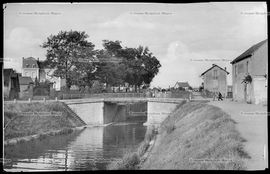 Digoin (S.-et-L.) – Le Pont de la Jonction. Début du 20e siècle. Négatif sur nitrate de cellulose.
Editions CLB, Besançon. Coll. musée Nicéphore Niépce – Chalon sur Saône -  inv. n° 1975.19.71176.283.1