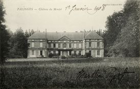 Carte postale de la façade du château du Montet, à Palinges – Collection particulière.